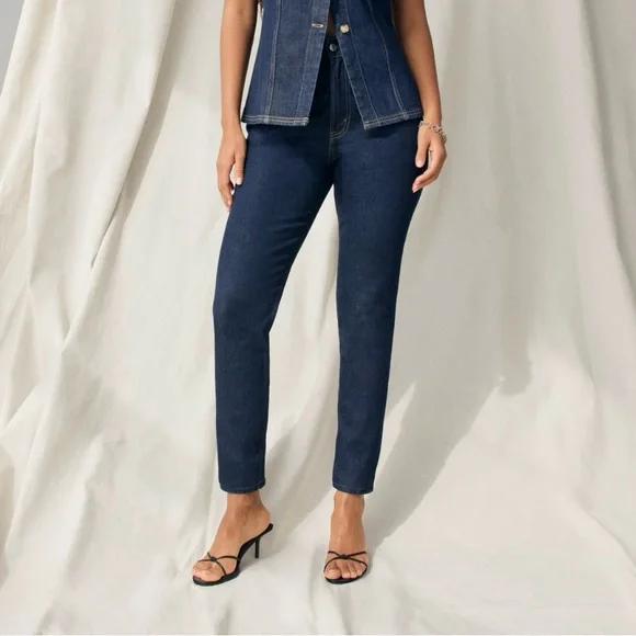 Abercrombie & Fitch Dark Blue Skinny Jeans - Picture 1 of 5